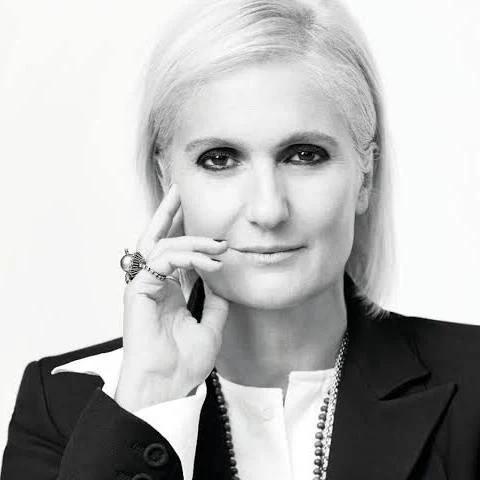 Maria Grazia Chiuri lascia Dior: “Abbiamo scritto un capitolo straordinario”