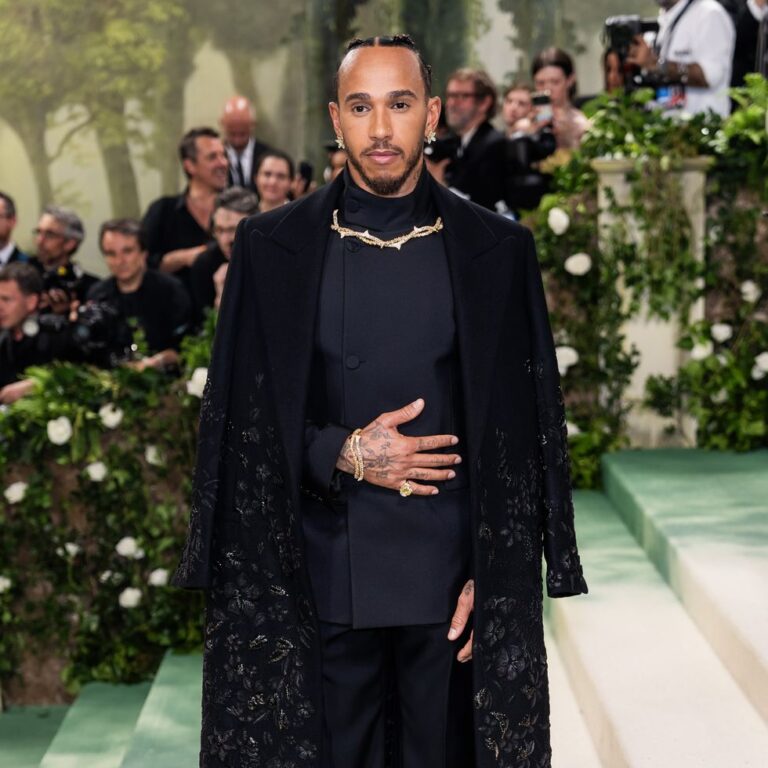 Met Gala 2025: il ritorno della sartoria maschile e l’eleganza sovversiva dei Black dandies