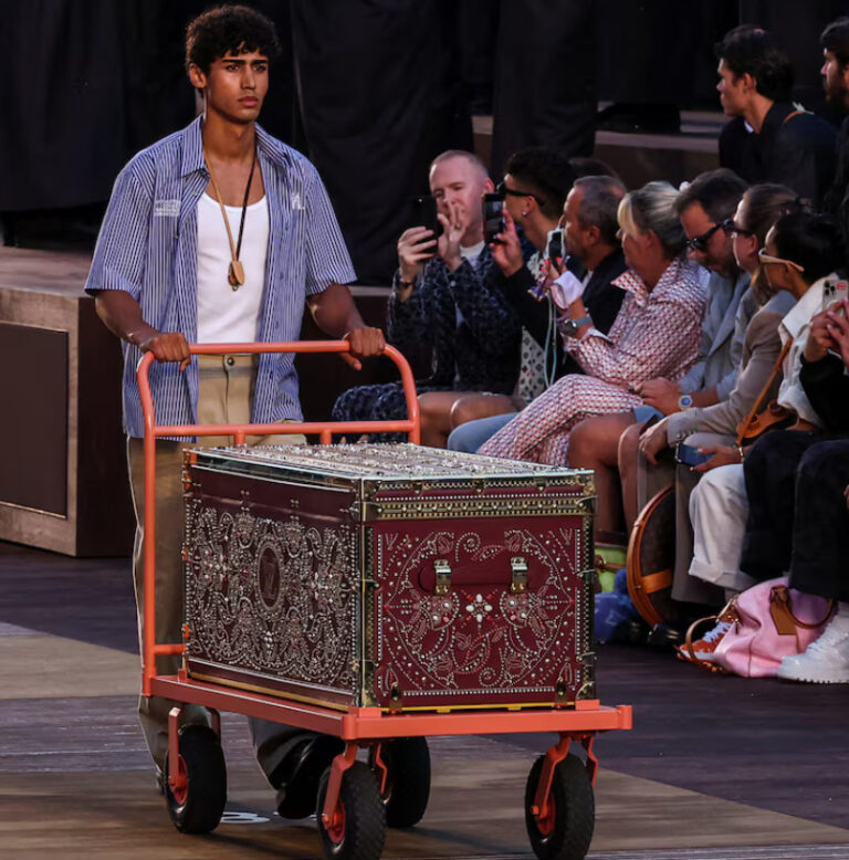 Il gioco secondo Pharrell: Louis Vuitton SS26 è un viaggio a colori